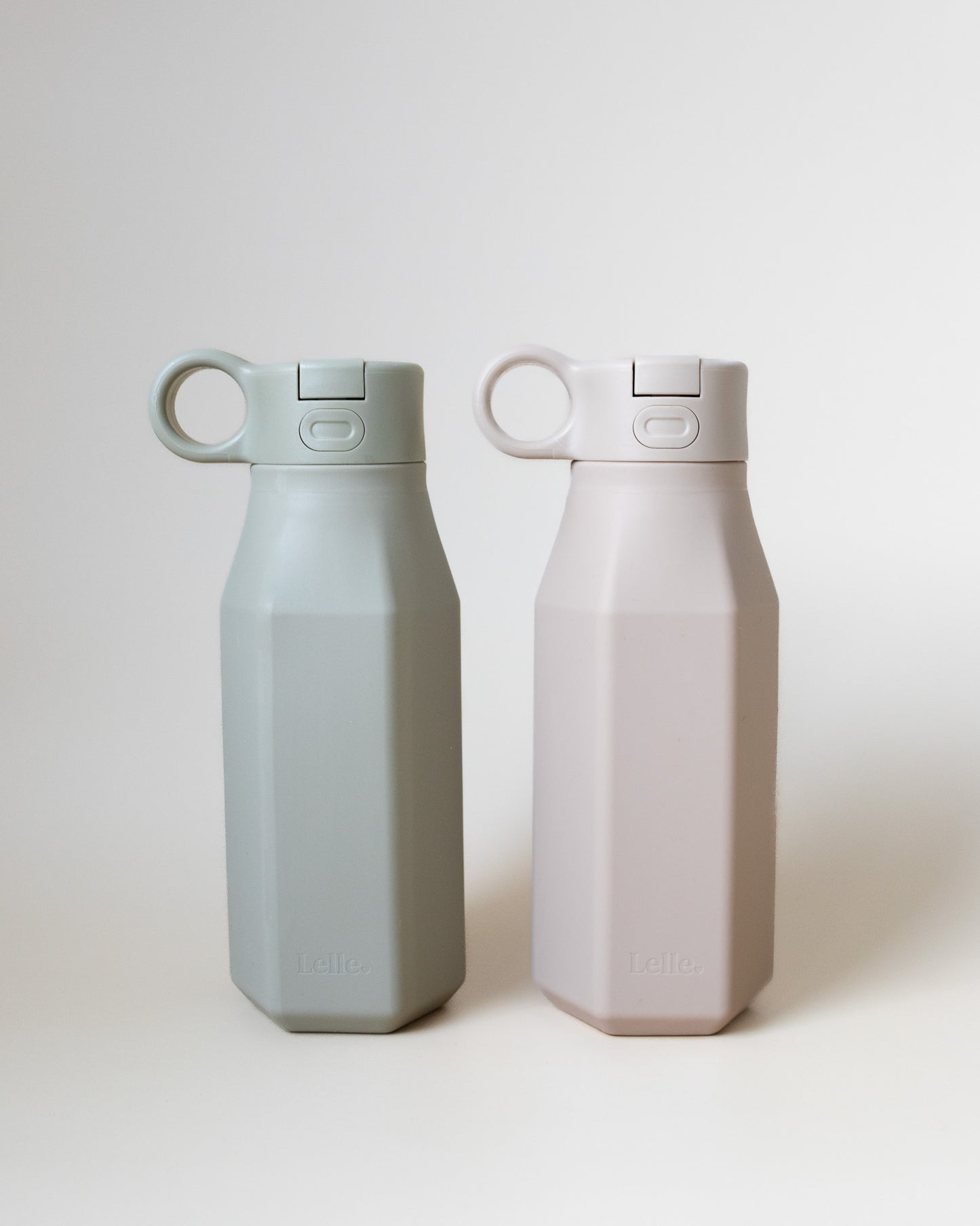 Silicone water bottle - Sage Green