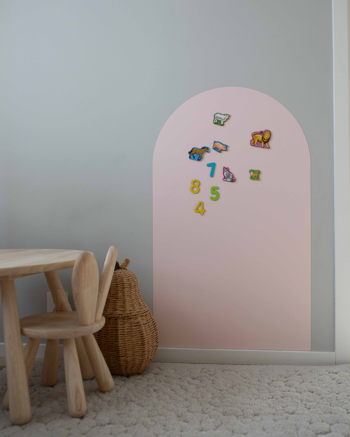 Lelle Magnetic Wall Decal