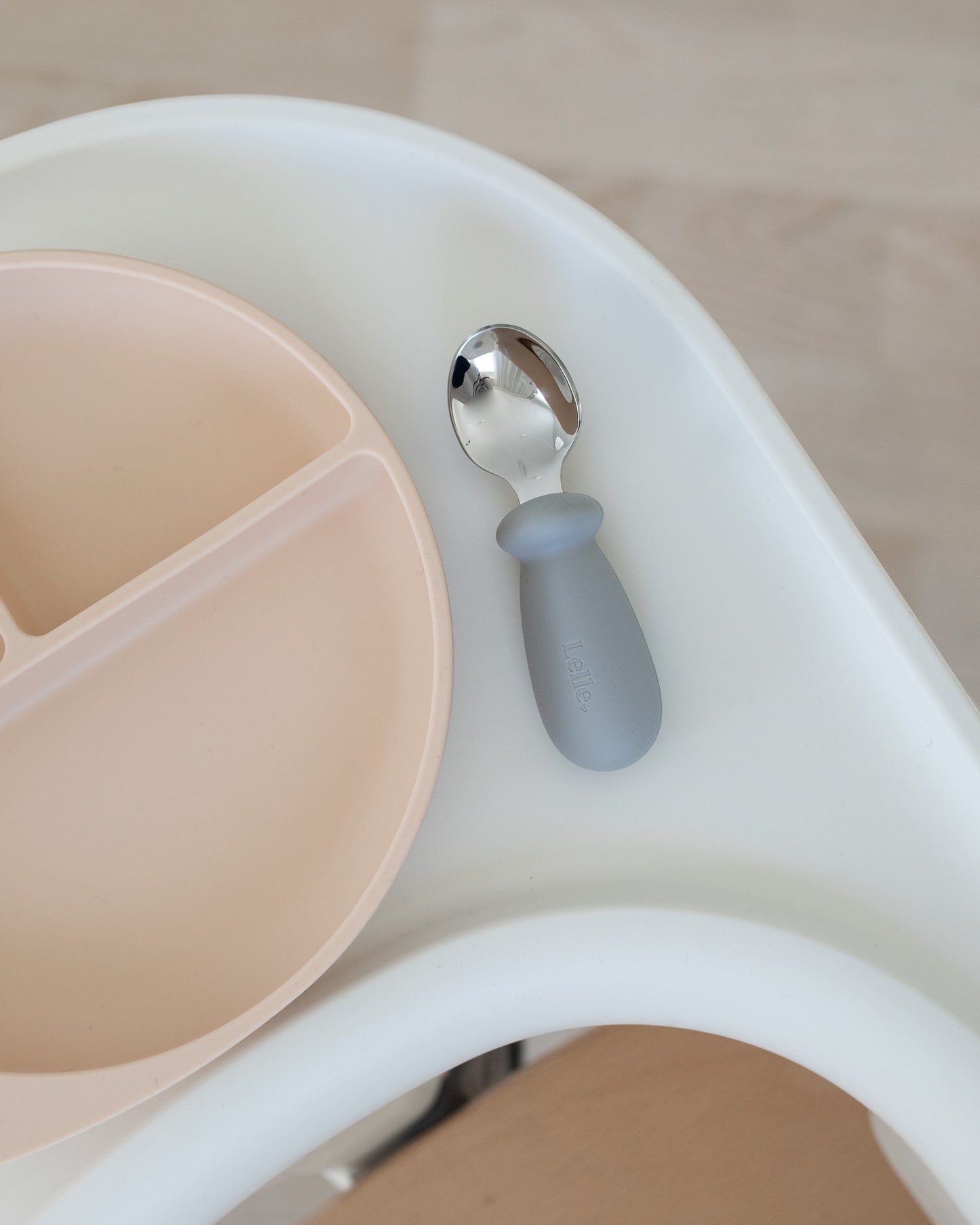 Children's spoon in silicone/steel - Cloud Grey