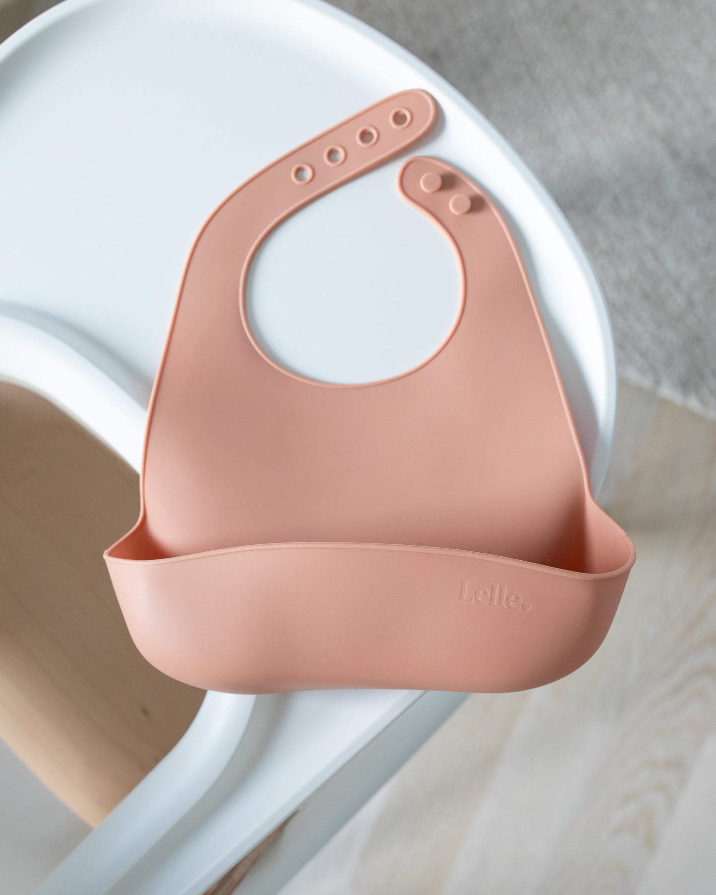Silicone bib - Terracotta